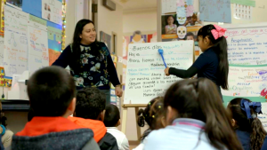 Maestra Jeni and Los Gatitos